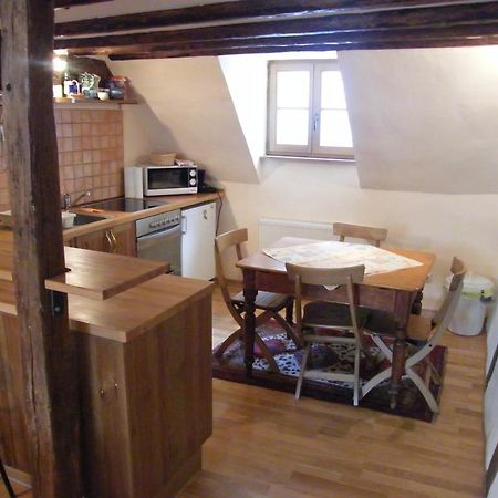 Historisches Haus Im Herzen Von Μονσάου Δωμάτιο φωτογραφία
